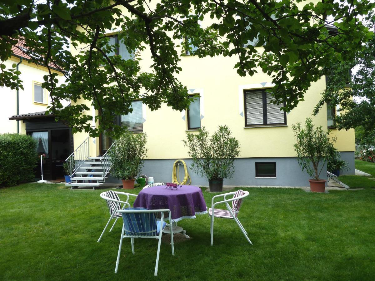 Ferienwohnung Weinbergblick Rohrendorf bei Krems Екстериор снимка